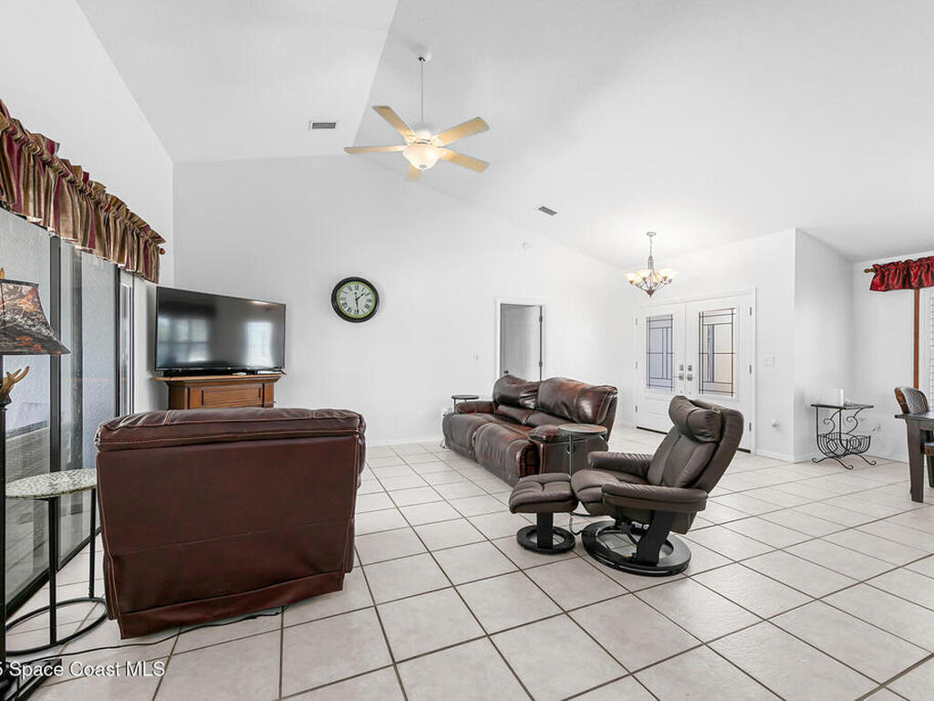 100 Matthews Street, Satellite Beach, FL 32937