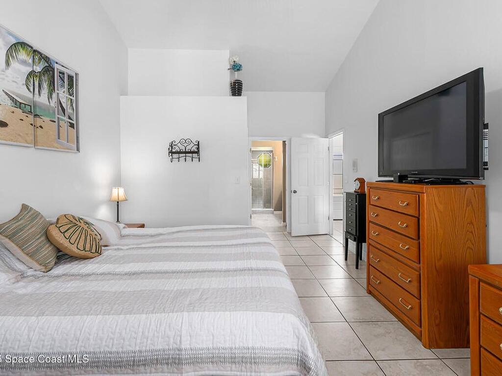 100 Matthews Street, Satellite Beach, FL 32937