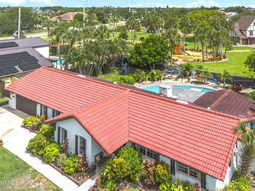 305 Sand Pine Road, Indialantic, FL 32903