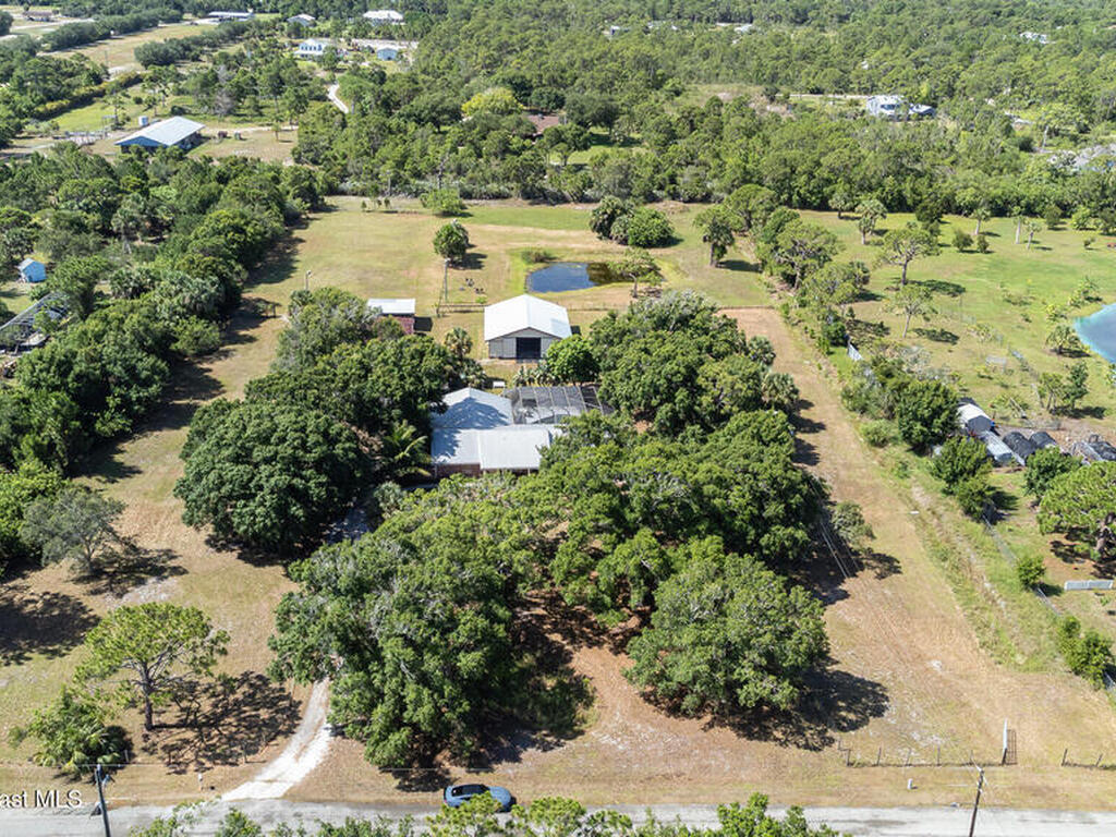 4685 Sand Point Road, Grant, FL 32949
