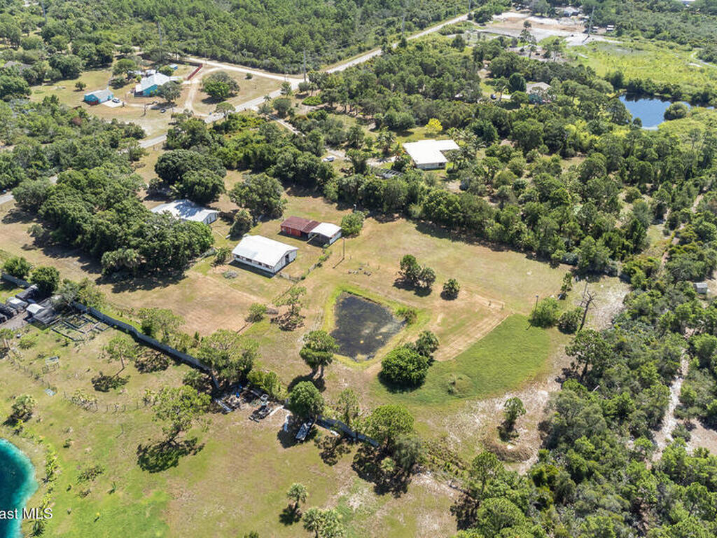4685 Sand Point Road, Grant, FL 32949