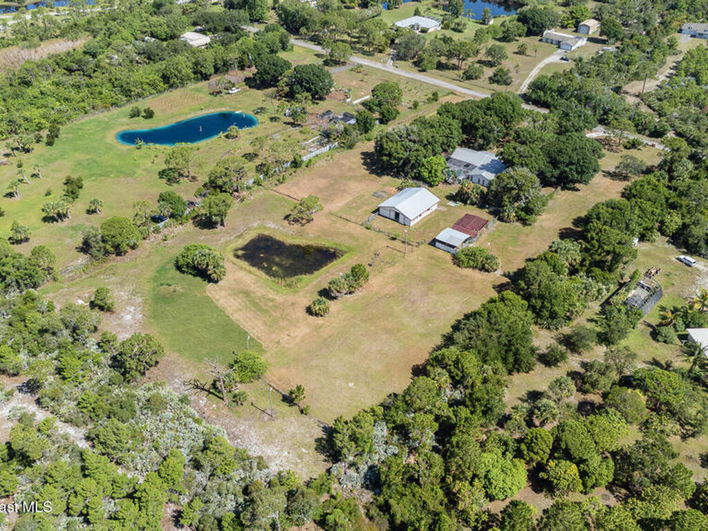 4685 Sand Point Road, Grant, FL 32949