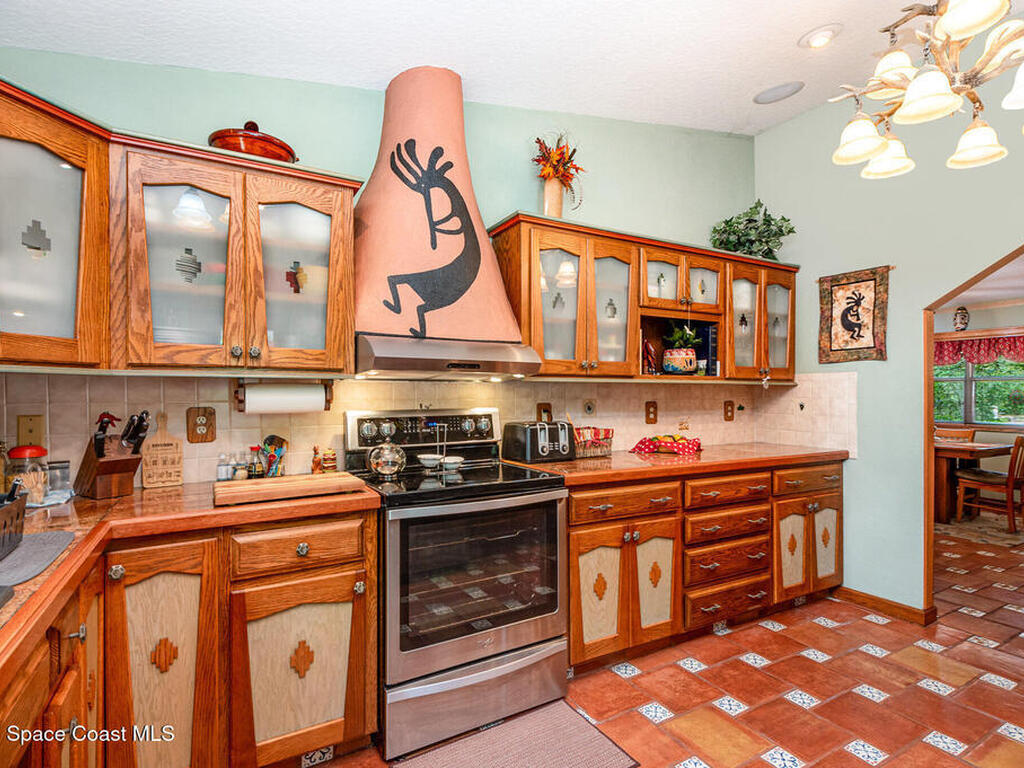 3717 SW Bayfield Street, Cocoa, FL 32926