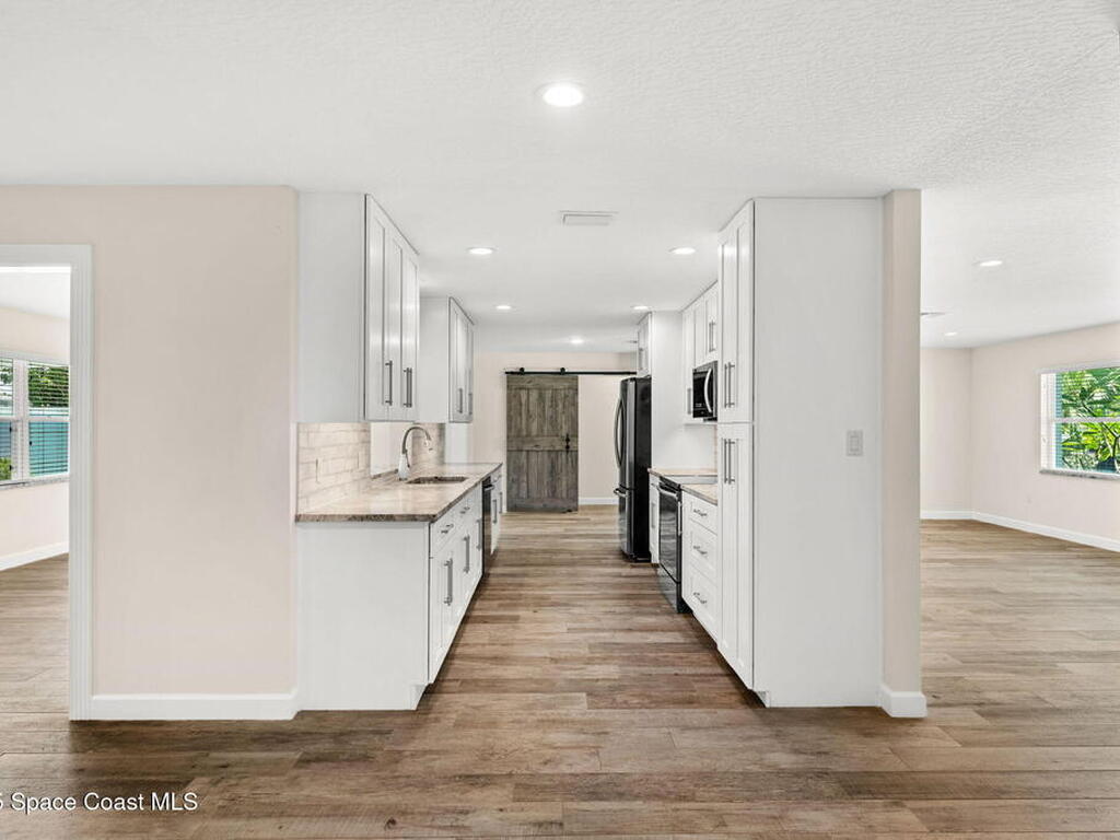 215 S Robert Way, Satellite Beach, FL 32937