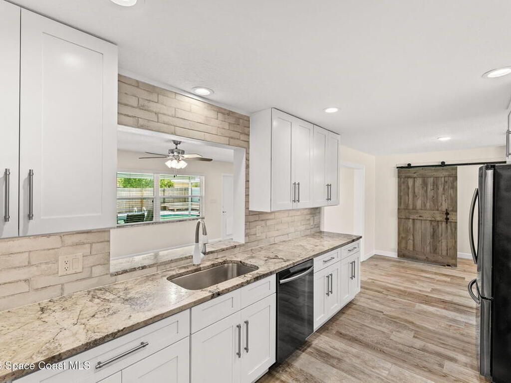 215 S Robert Way, Satellite Beach, FL 32937