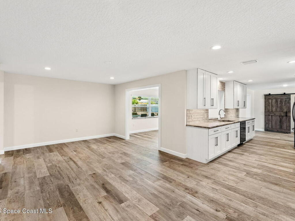 215 S Robert Way, Satellite Beach, FL 32937