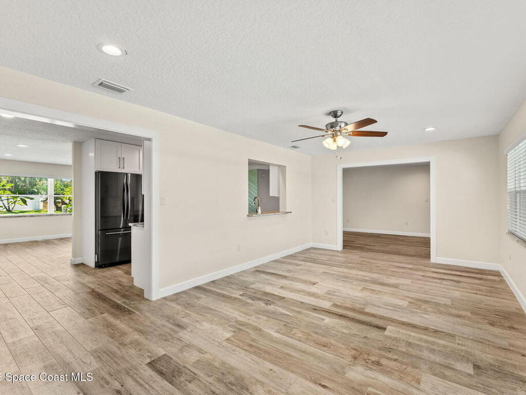 215 S Robert Way, Satellite Beach, FL 32937