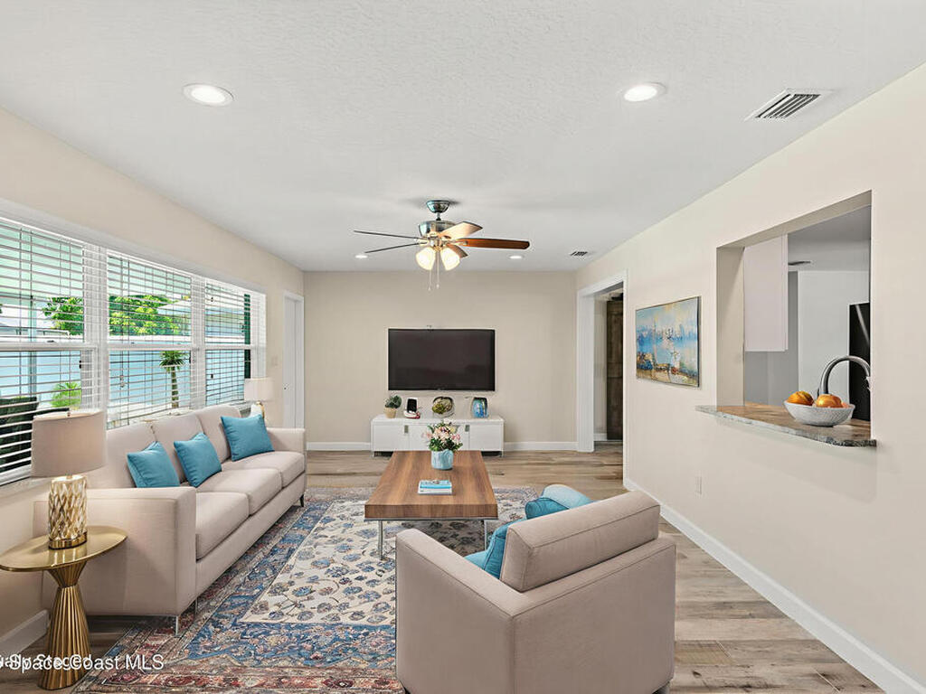 215 S Robert Way, Satellite Beach, FL 32937