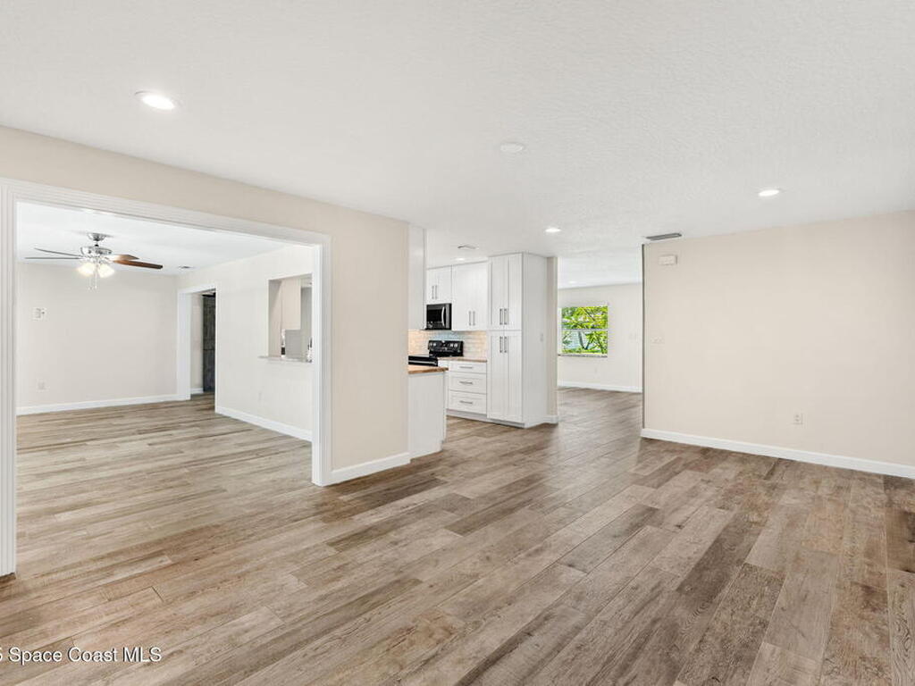 215 S Robert Way, Satellite Beach, FL 32937