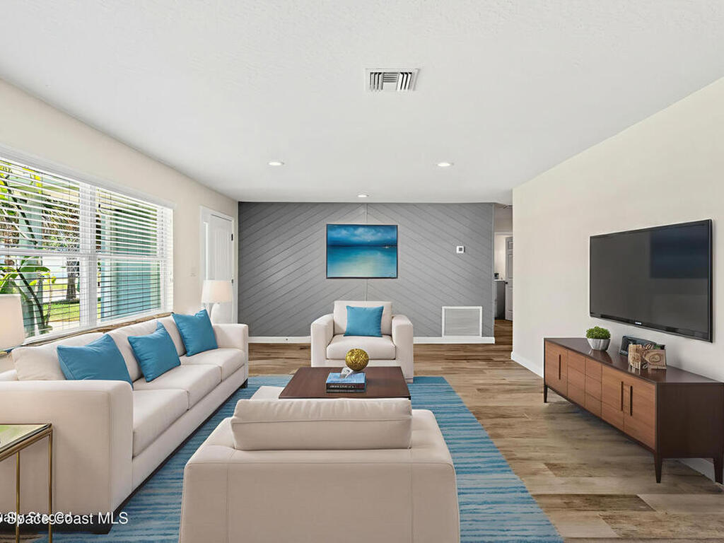 215 S Robert Way, Satellite Beach, FL 32937