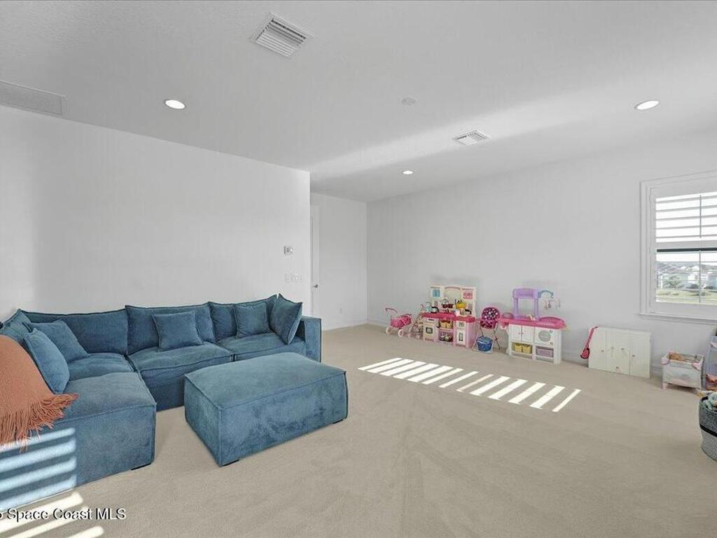 8387 Crimson Drive, Melbourne, FL 32940
