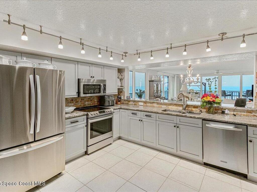 1575 N Highway A1a, Indialantic, FL 32903