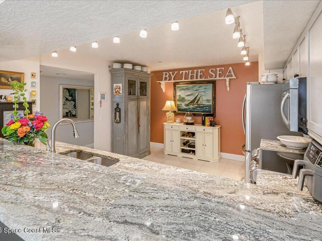 1575 N Highway A1a, Indialantic, FL 32903
