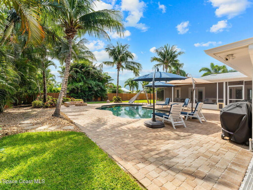 565 Solitaire Palm Drive, Indialantic, FL 32903