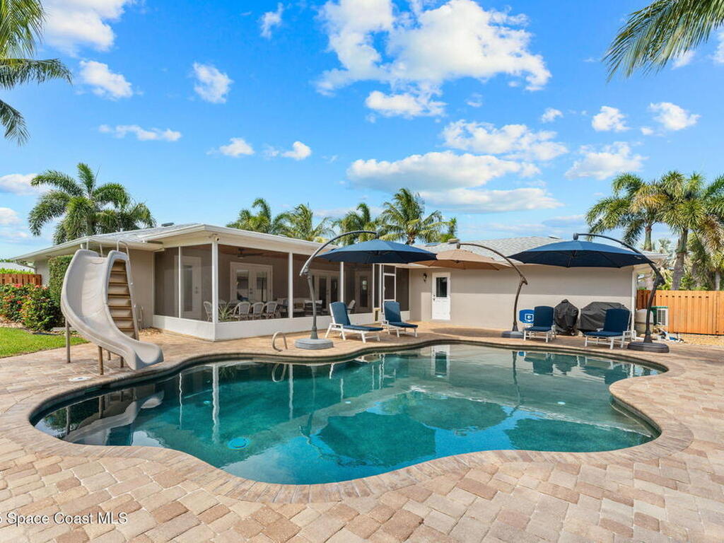 565 Solitaire Palm Drive, Indialantic, FL 32903