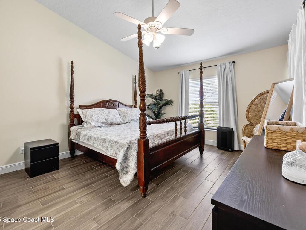 18 Sunset Street, Satellite Beach, FL 32937