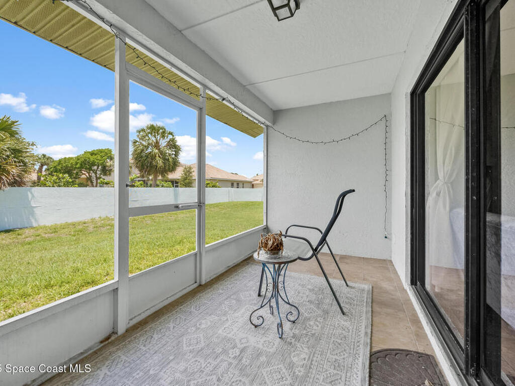 18 Sunset Street, Satellite Beach, FL 32937