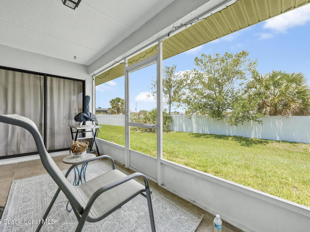 18 Sunset Street, Satellite Beach, FL 32937