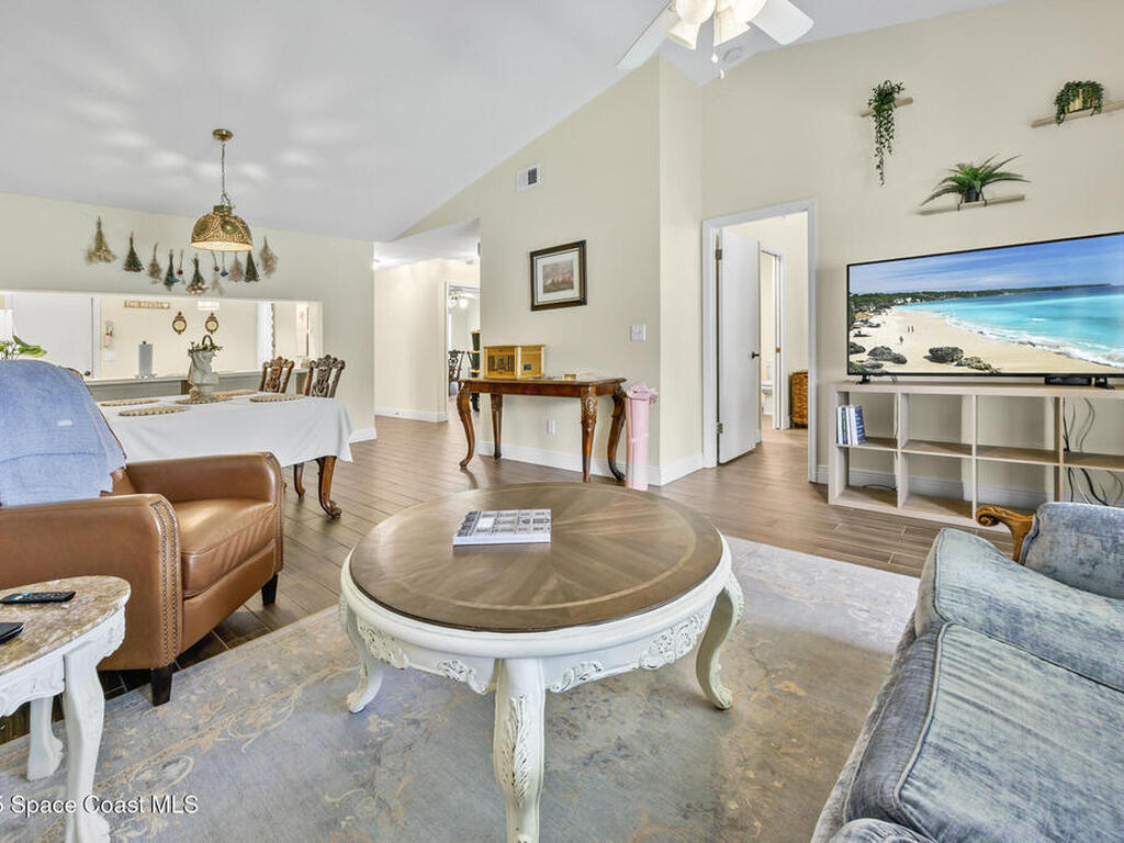 18 Sunset Street, Satellite Beach, FL 32937