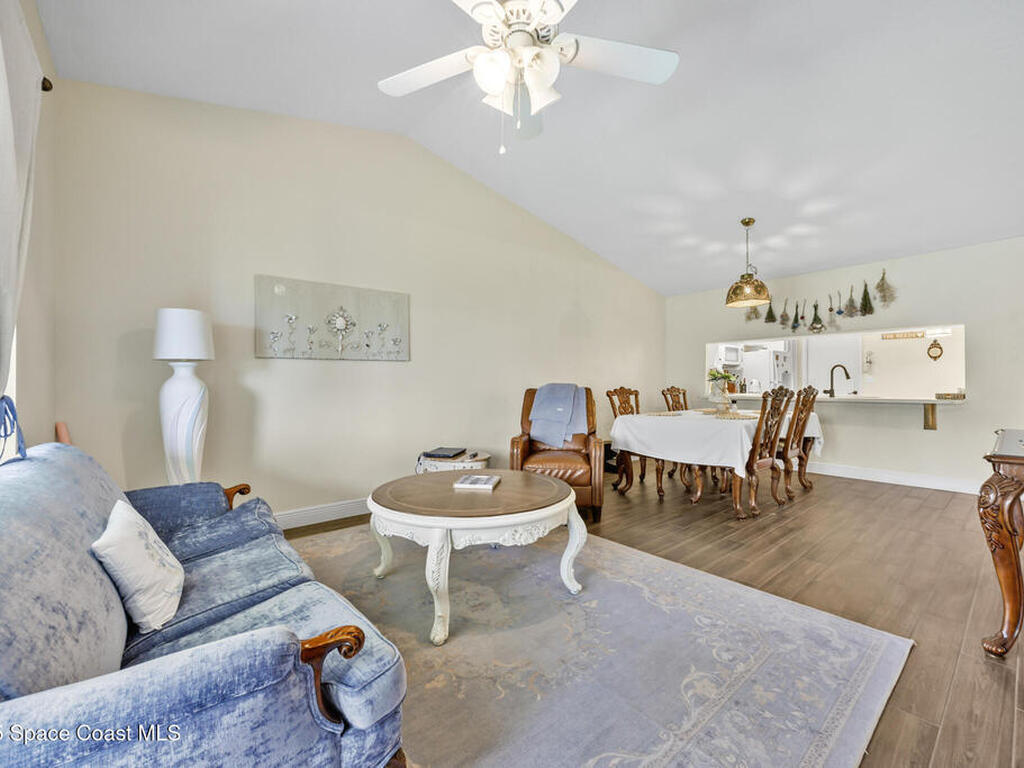 18 Sunset Street, Satellite Beach, FL 32937