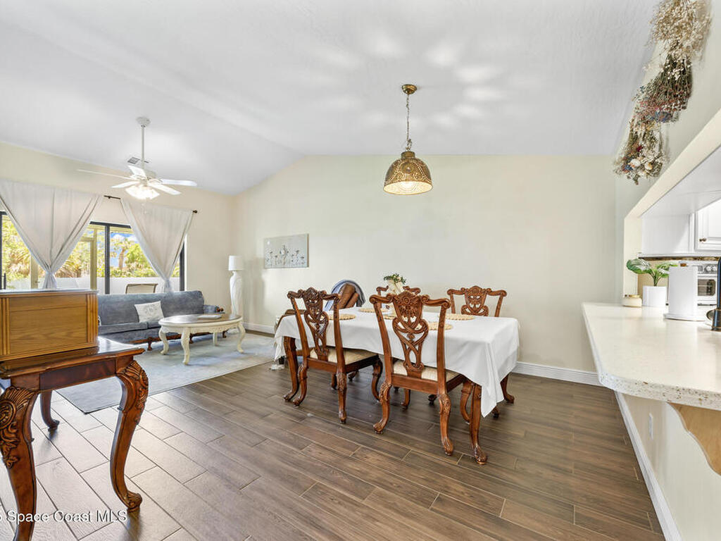 18 Sunset Street, Satellite Beach, FL 32937