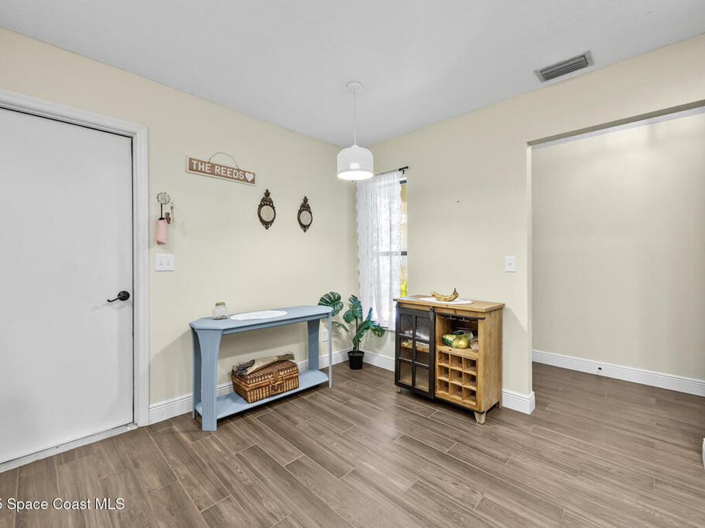 18 Sunset Street, Satellite Beach, FL 32937