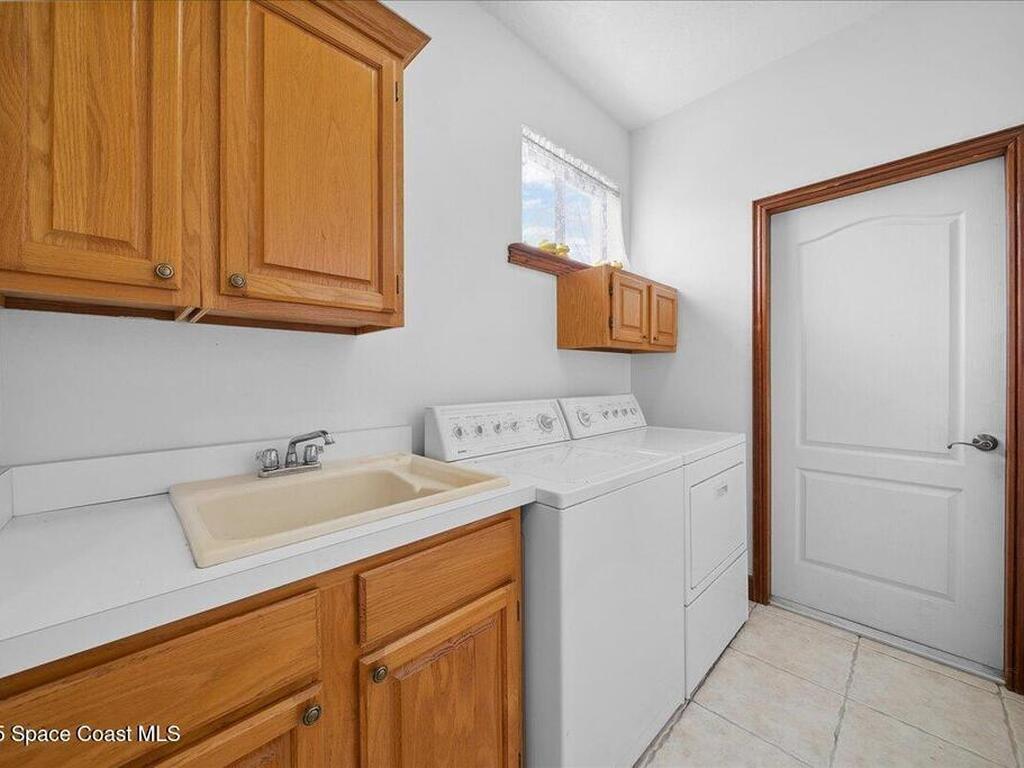 240 Sheridan Avenue, Satellite Beach, FL 32937