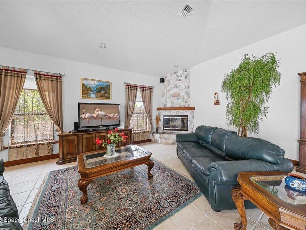 240 Sheridan Avenue, Satellite Beach, FL 32937