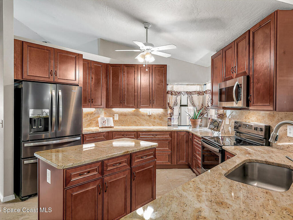 3055 Kershaw Court, Melbourne, FL 32934