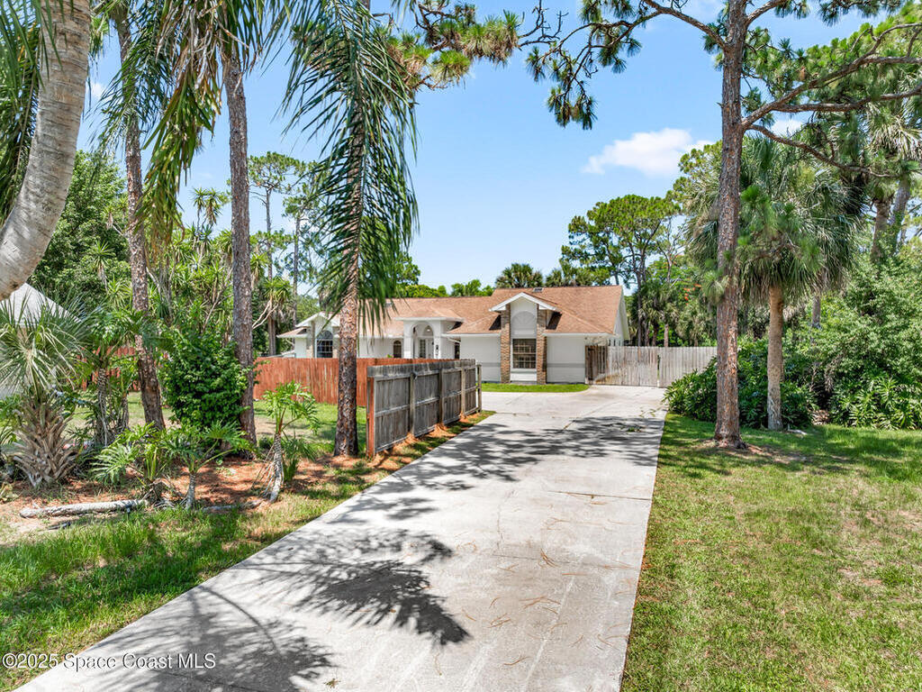 3055 Kershaw Court, Melbourne, FL 32934