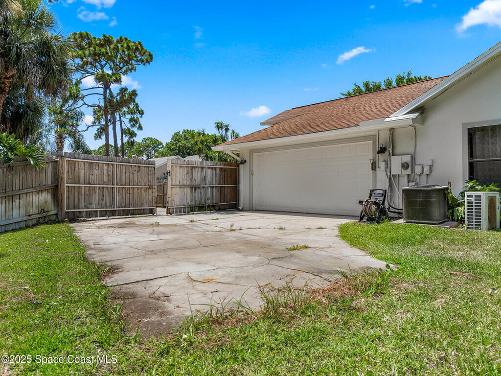 3055 Kershaw Court, Melbourne, FL 32934
