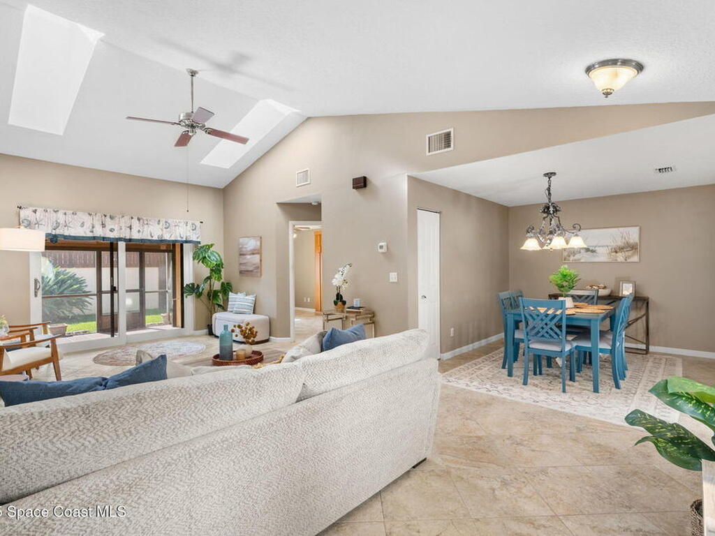 621 Manatee Drive, Satellite Beach, FL 32937