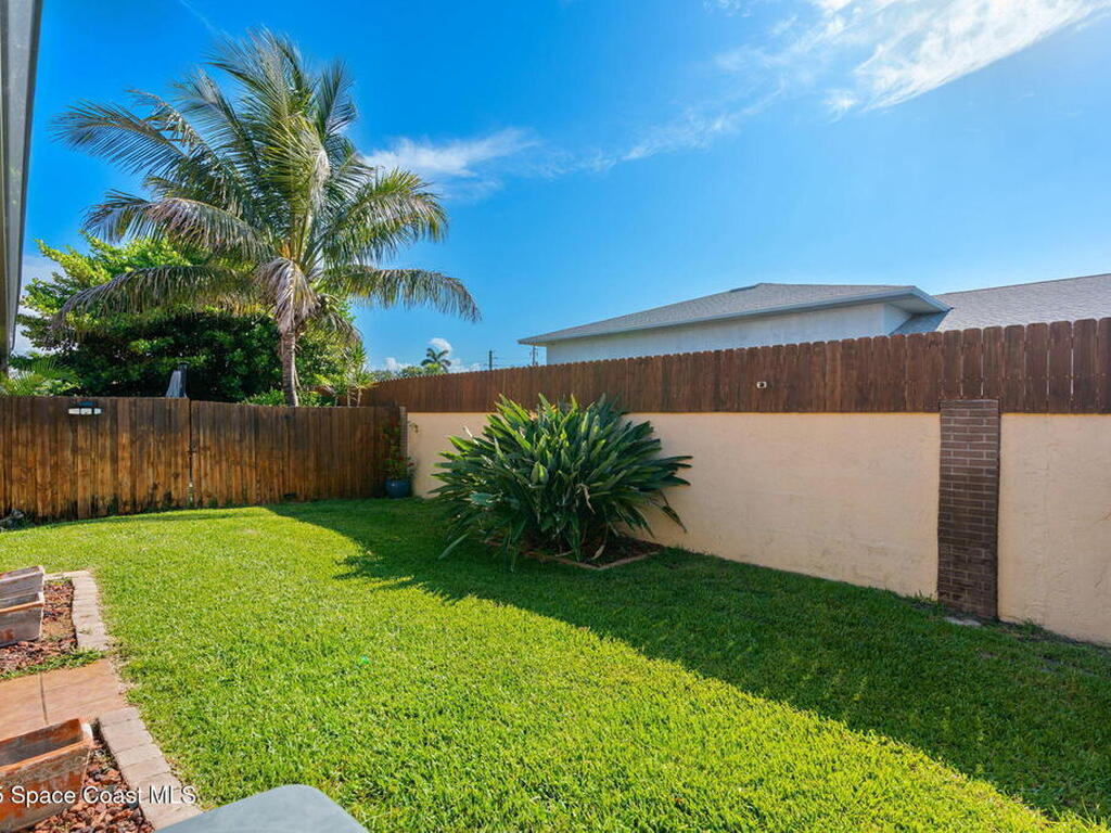 621 Manatee Drive, Satellite Beach, FL 32937