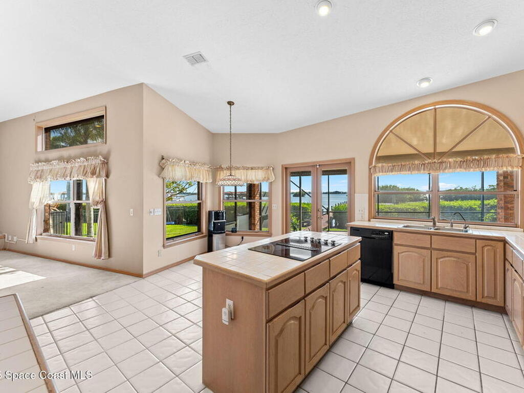 418 Lanternback Island Drive, Satellite Beach, FL 32937