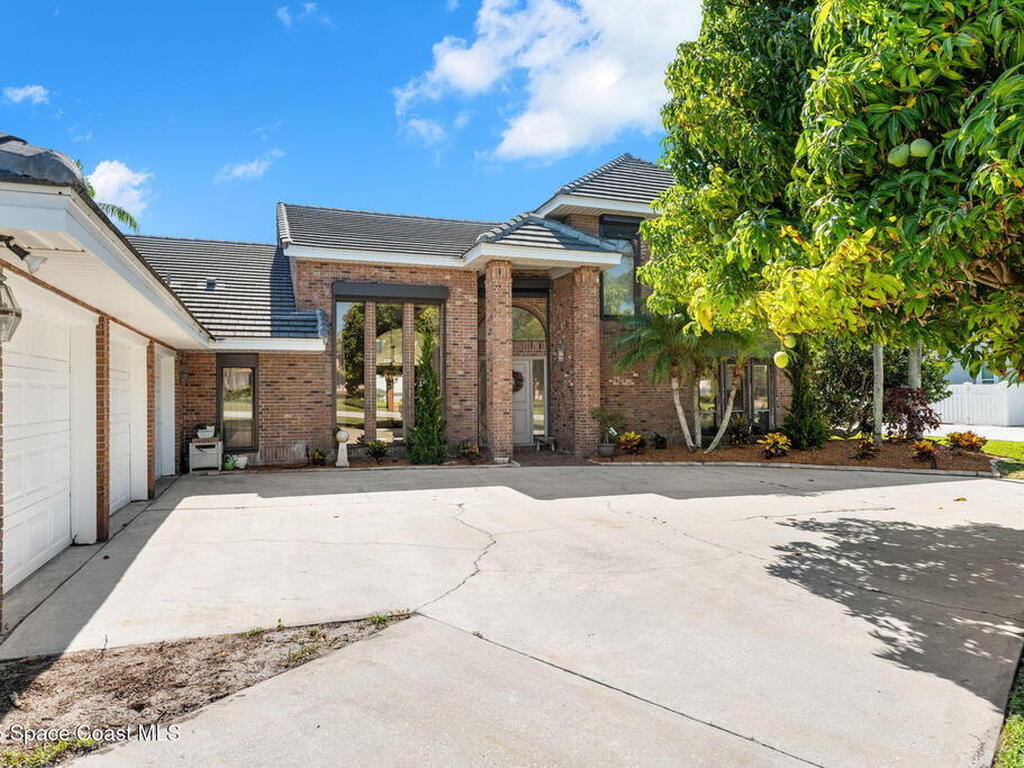 418 Lanternback Island Drive, Satellite Beach, FL 32937