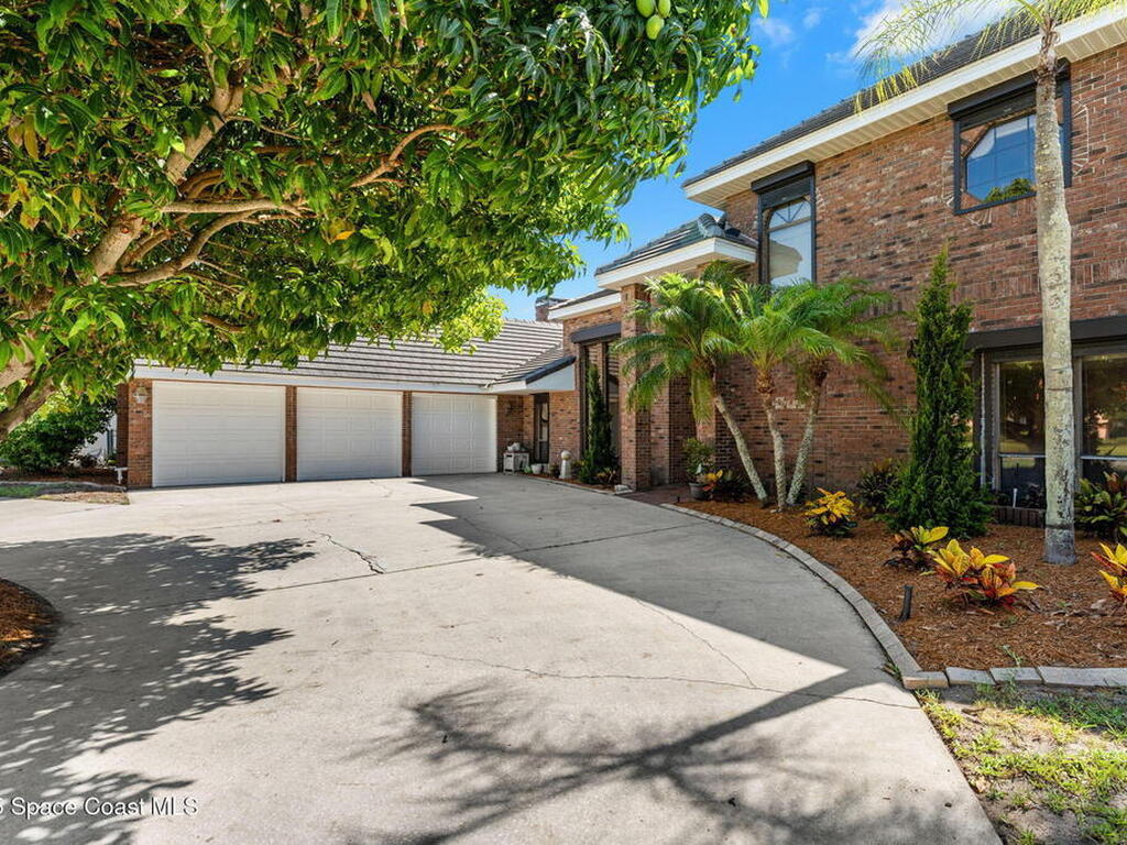 418 Lanternback Island Drive, Satellite Beach, FL 32937