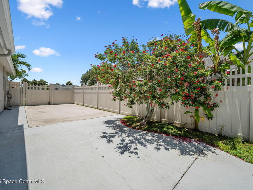 2683 Majestic Avenue, Melbourne, FL 32934
