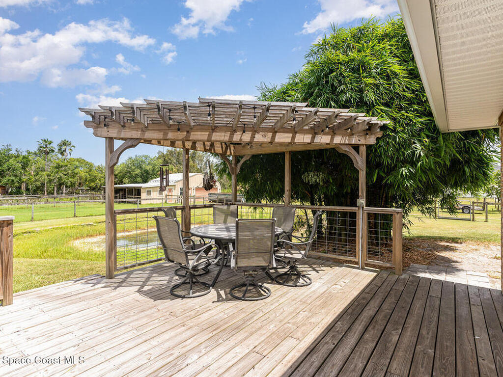 2175 Lacourt Lane, Malabar, FL 32950