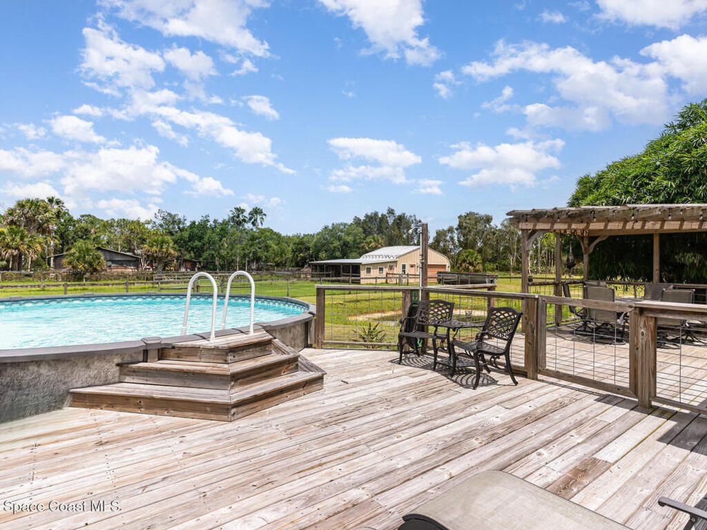 2175 Lacourt Lane, Malabar, FL 32950