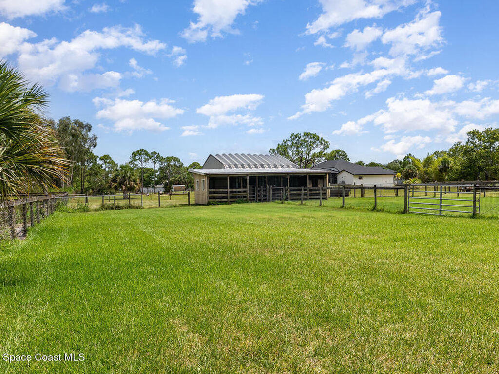 2175 Lacourt Lane, Malabar, FL 32950