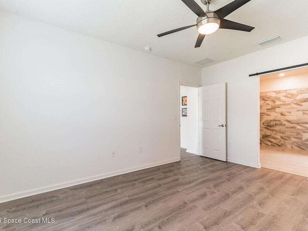 1902 Elkins Point Drive, Melbourne, FL 32935