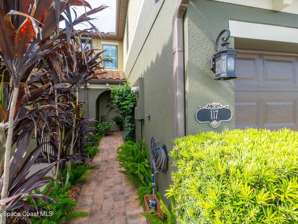 117 Montecito Drive, Satellite Beach, FL 32937
