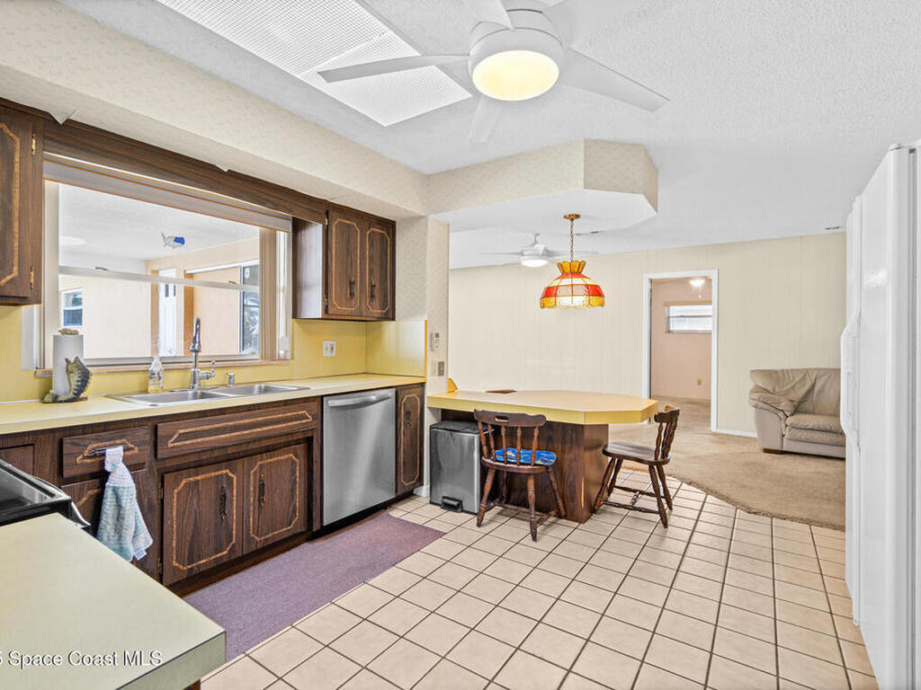 620 Barcelona Court, Satellite Beach, FL 32937