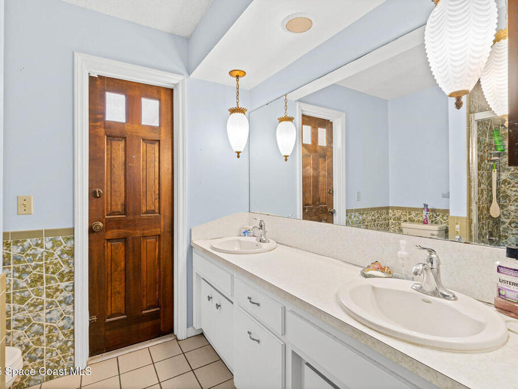 620 Barcelona Court, Satellite Beach, FL 32937
