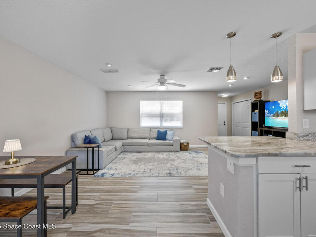 1325 Johns Circle, Merritt Island, FL 32952