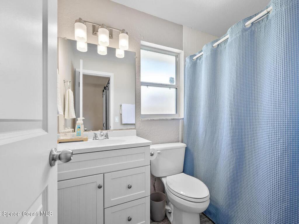 1325 Johns Circle, Merritt Island, FL 32952