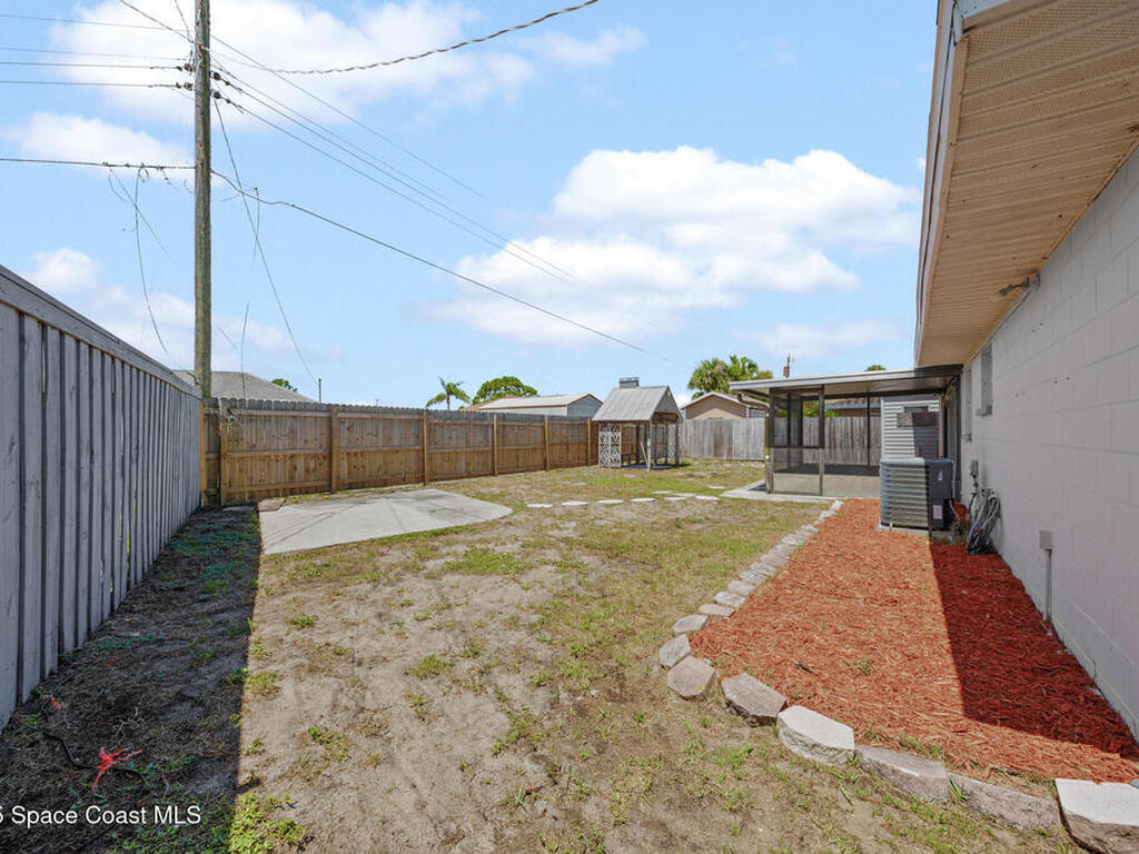 1325 Johns Circle, Merritt Island, FL 32952