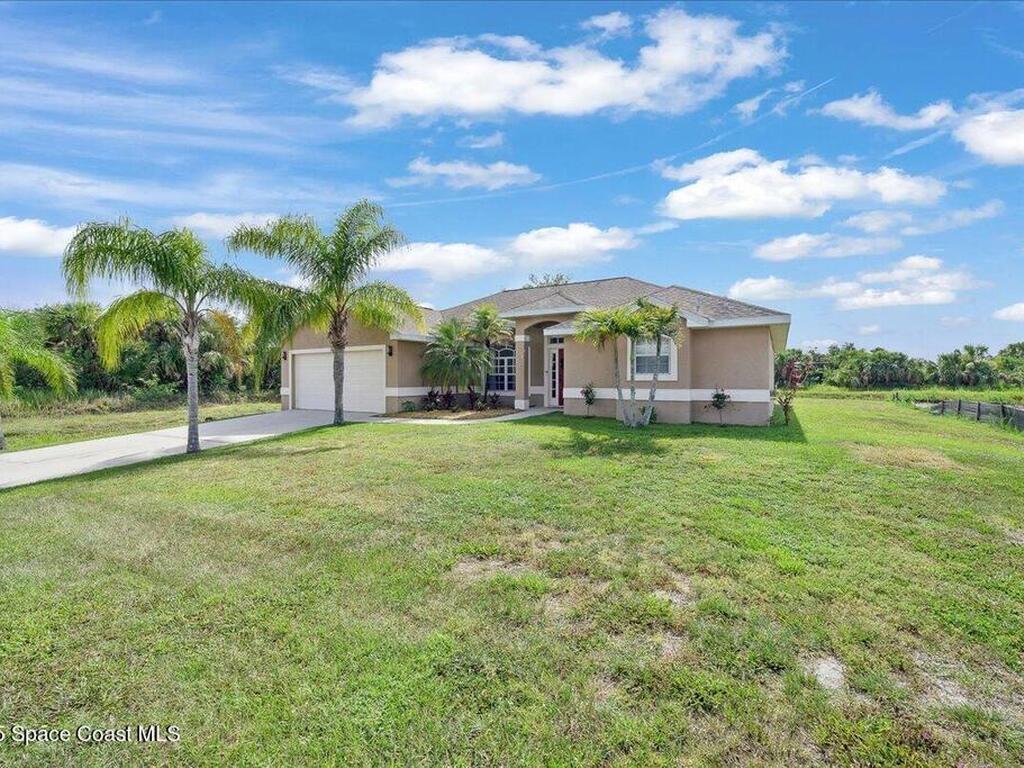 2933 Anjar Avenue, Palm Bay, FL 32908