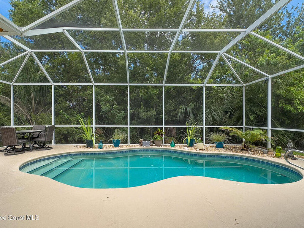 1045 Worthington Spring Drive, Melbourne, FL 32940