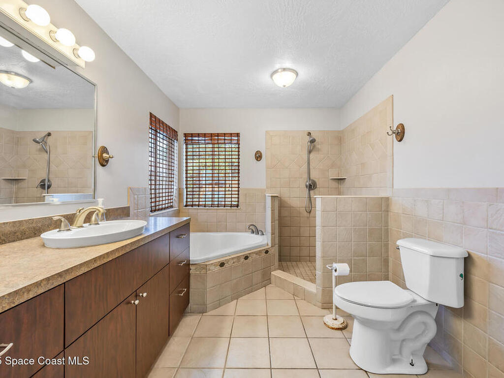 581 Jupiter Boulevard, Palm Bay, FL 32907